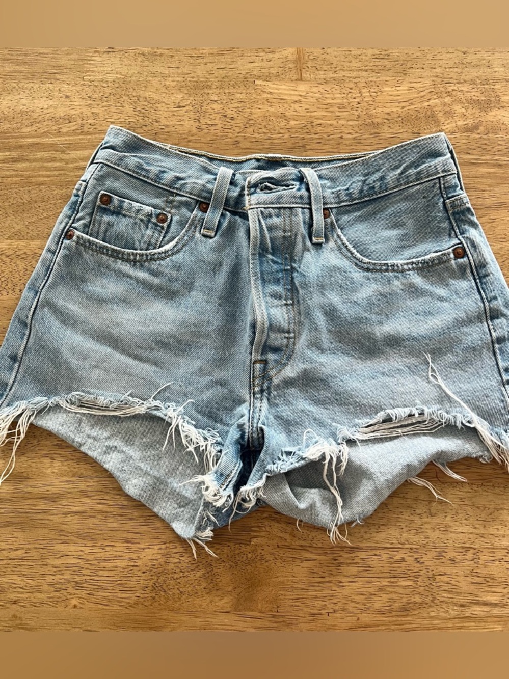 Women’s Levi 501 Shorts